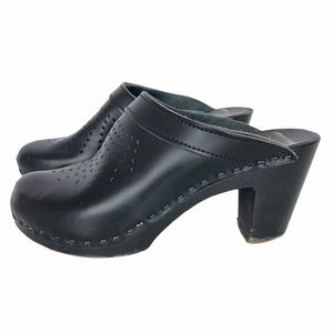 Vintage Sven Women's Swedish Black Leather Wood Clogs Spray Punch Mules 36 6